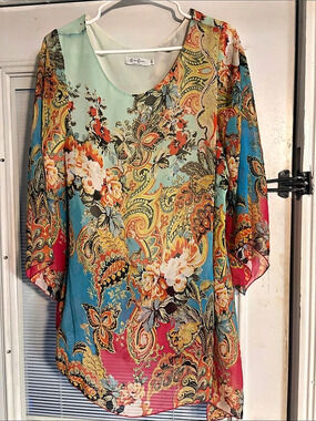 Cover Charge Paisley Blouse in Blue & Pink Size XL Like New